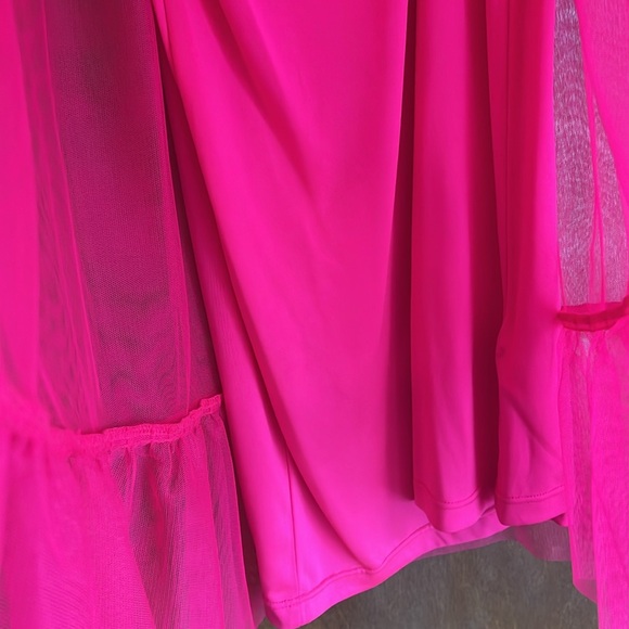 Fluffy Pink Dress🩷 - Picture 3 of 5